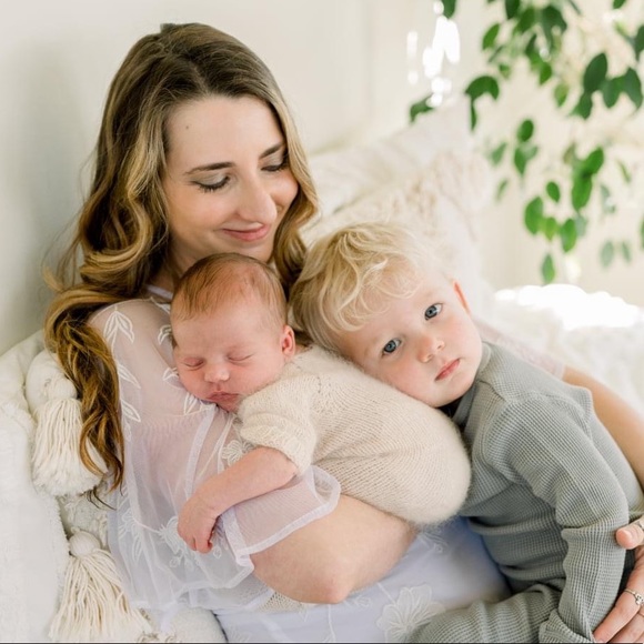 💕Meet your fellow posher-Rachel Keesbury💕 - Picture 9 of 15